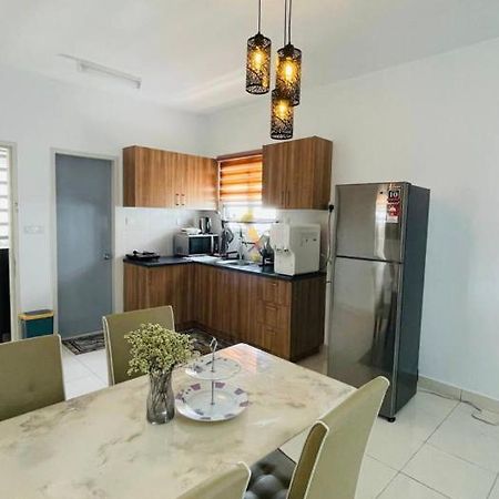 Klia Homestay Apartment - 2 Room Sepang Extérieur photo